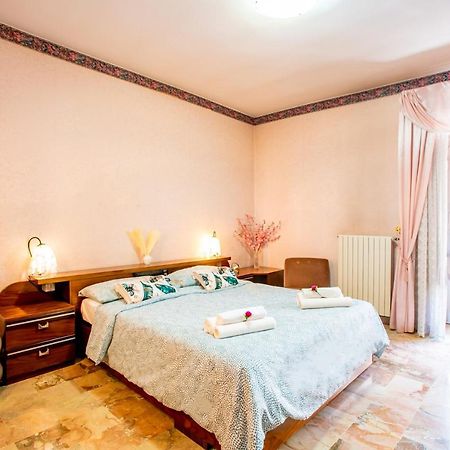 Barocco Room Wi-Fi Ragusa Buitenkant foto